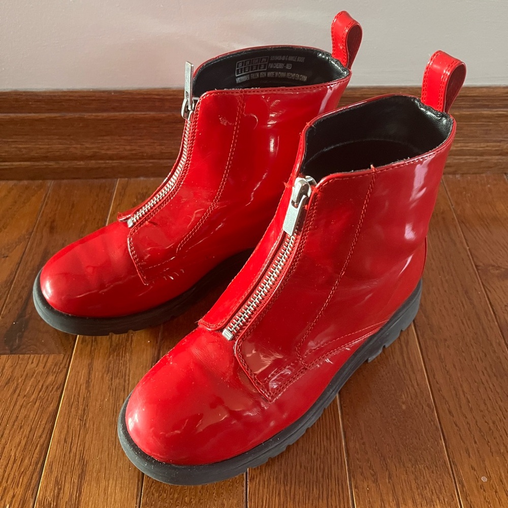 Gap Kids Girls Red vegan patent Boots Holiday Christmas